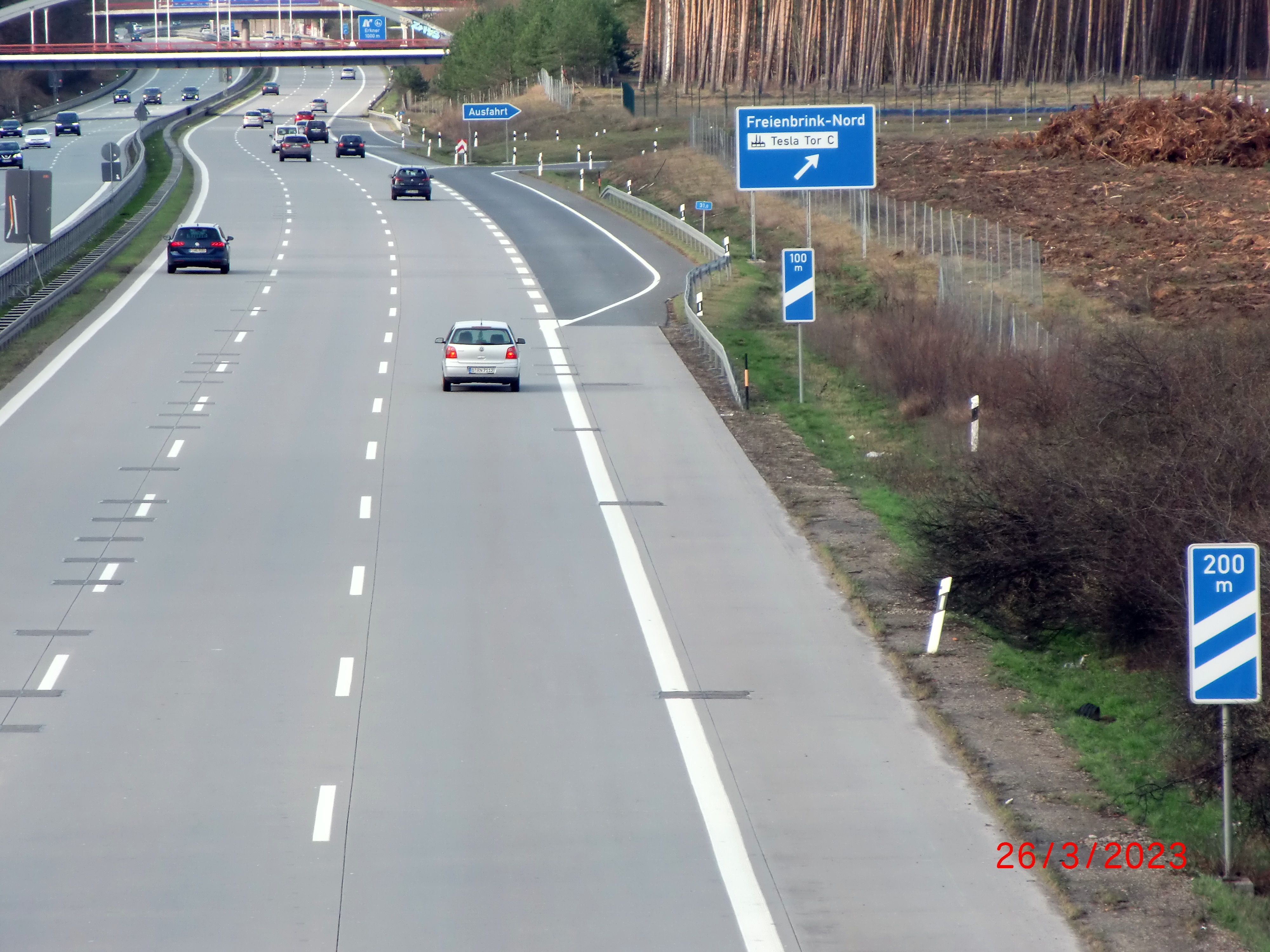 provisorische Autobahnanschlussstelle TESLA